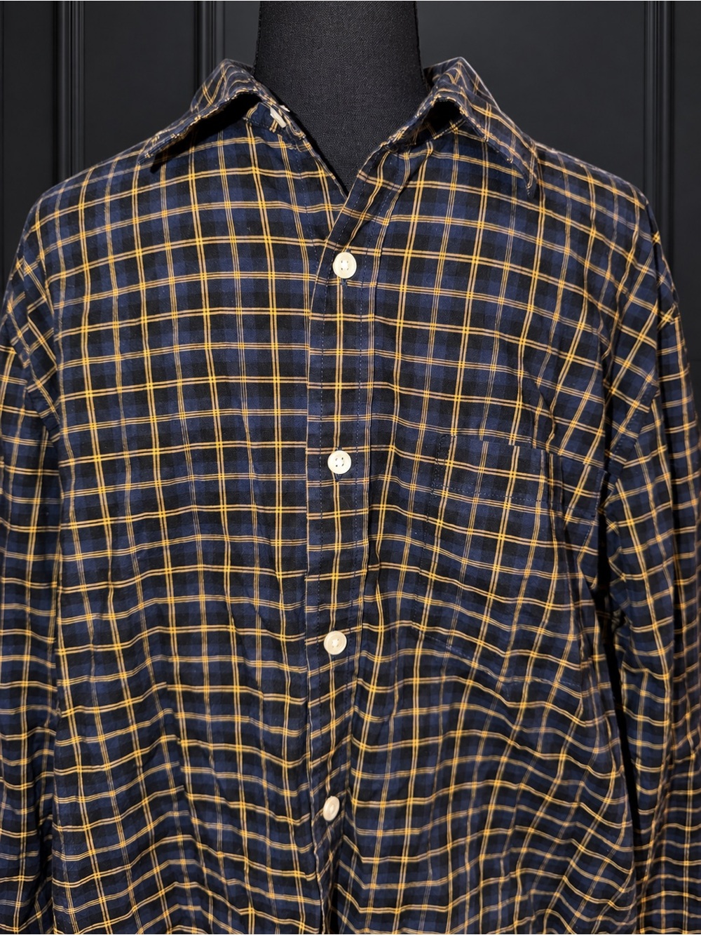 Banana Republic Men’s Large Untucked Fit Plaid Organic Cotton Shirt